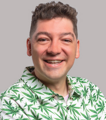 Zach York, Lightshade | Cannabis Business Insights | Top Premier Cannabis Dispensary Company